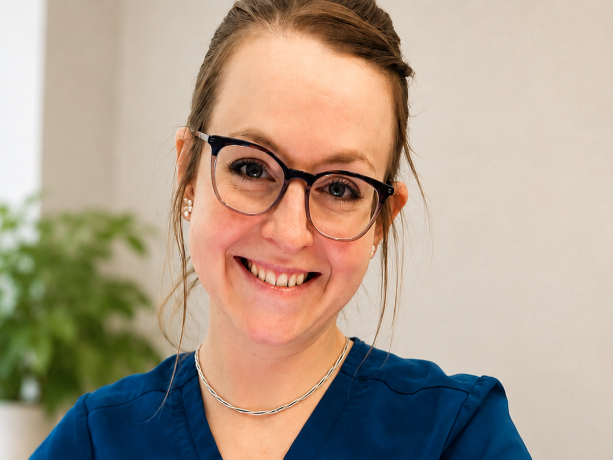 Dr. Rebecca Nichol